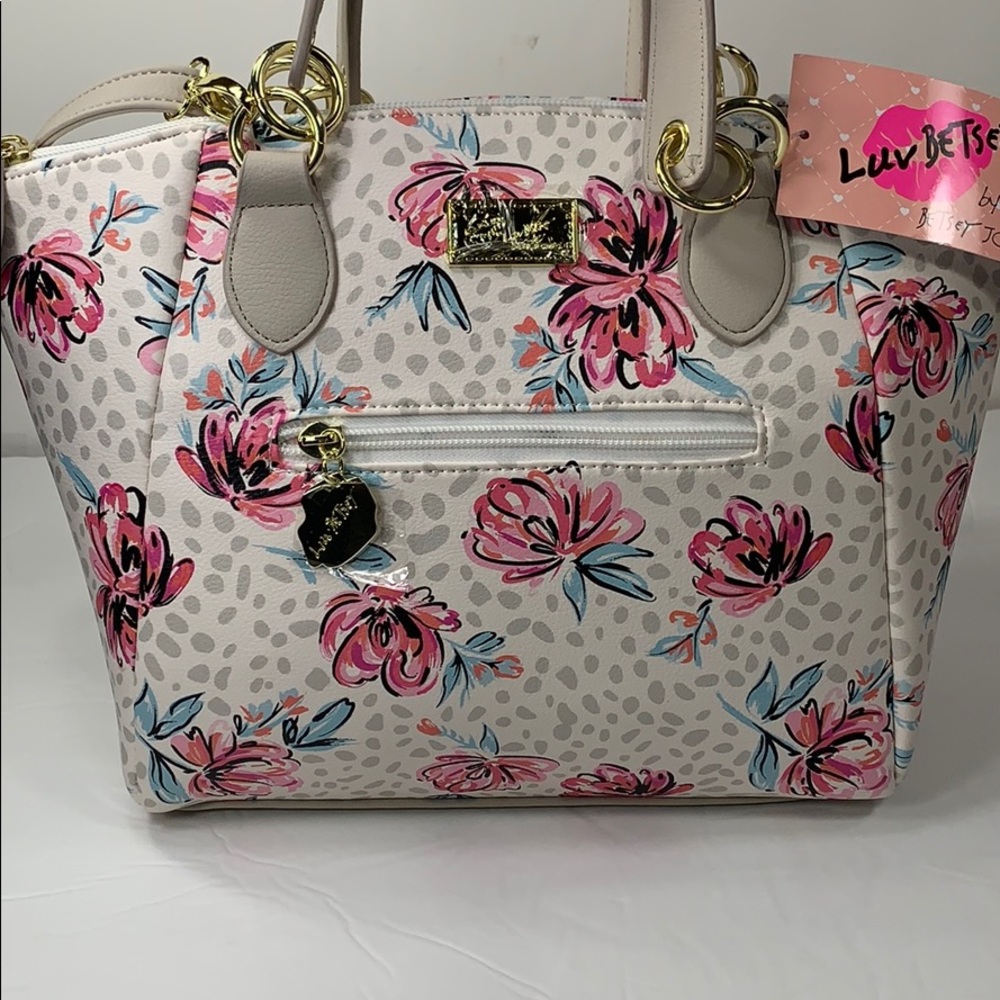 Betsey Johnson white floral satchel/crossbody. NWT - Picture 4 of 8